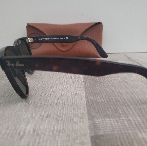 Ray Ban Wayfarer - Picture 3 of 5